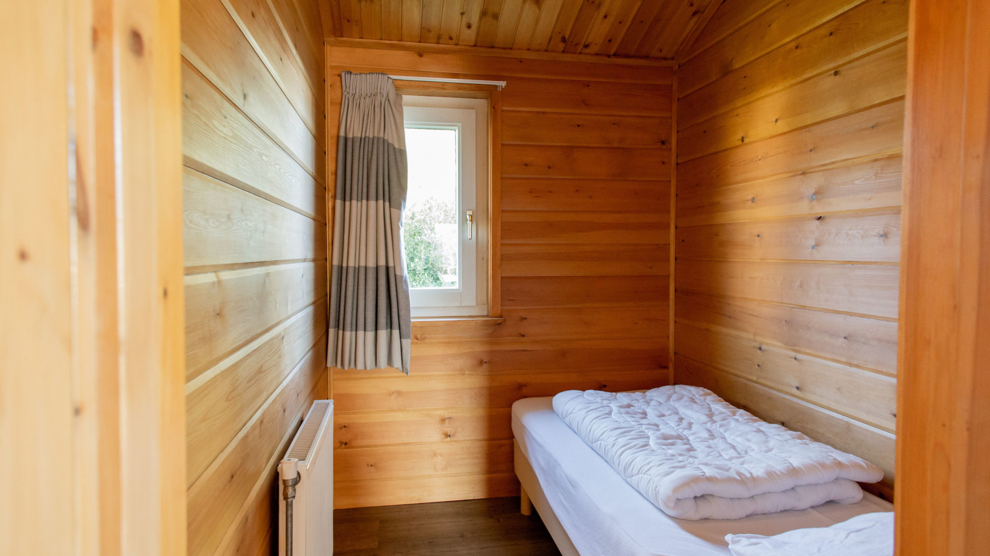 1 persoons slaapkamer Finse bungalow 5 personen de Riesen Terschelling