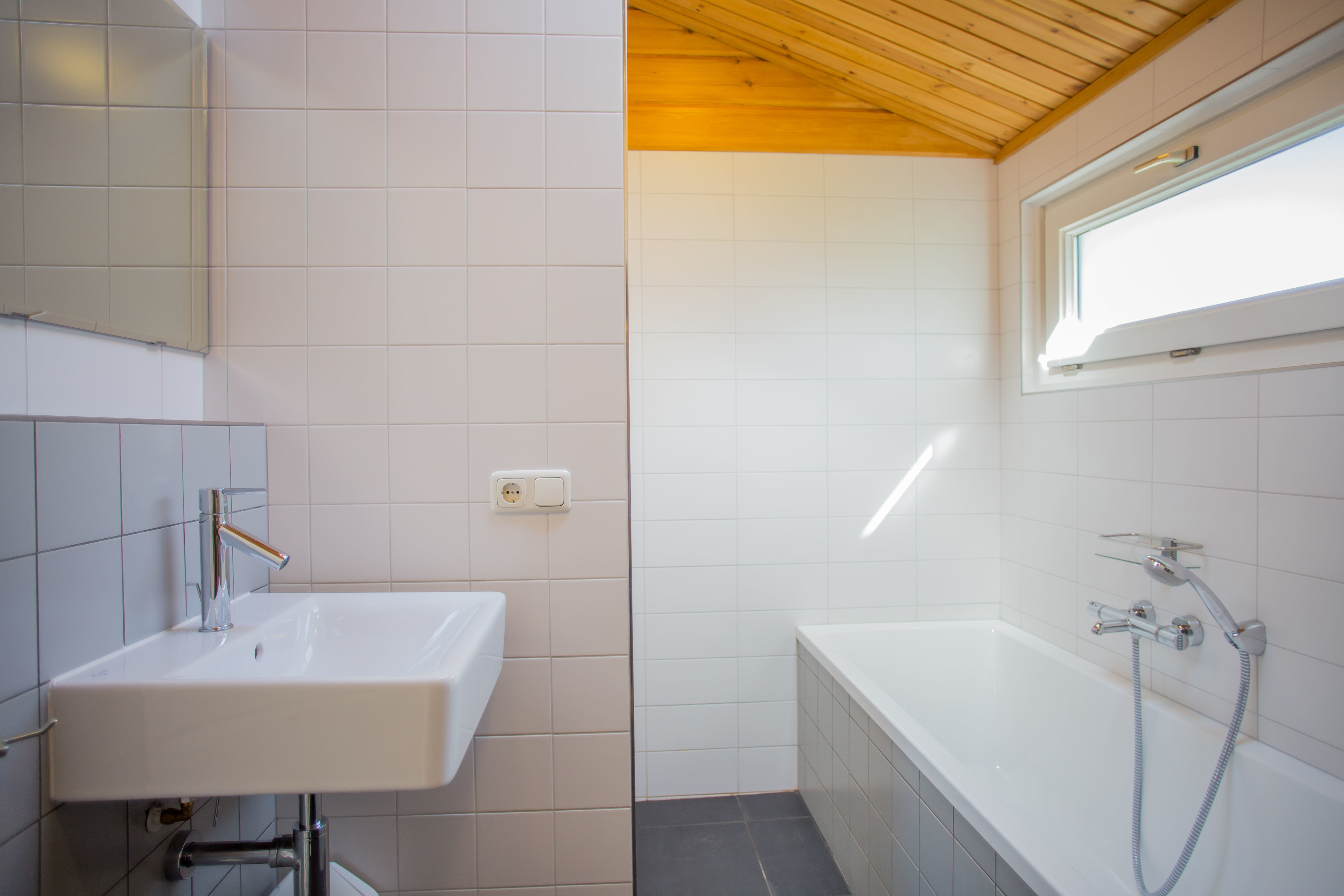 Finse bungalow - Houtkachel foto 6