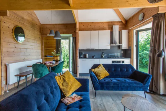 Hal keuken leefgedeelte Villabungalow 2 badkamers Tjermelan Terschelling