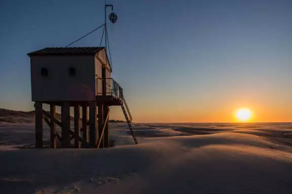 Drenkelingenhuis Huske op 'e Hoek Noordzee zonsondergang instagram Terschelling Recreatie vakantiehuis bungalow