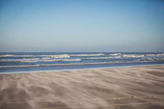 Noordelijkste Nieuwjaarsduik in de Noordzee bij Terschelling